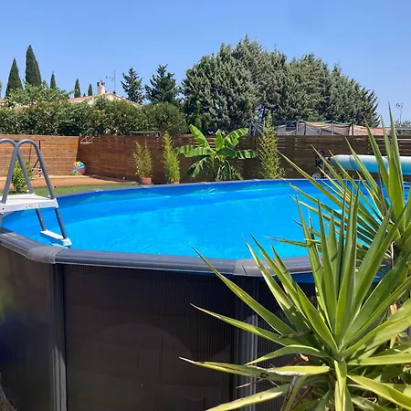 Pavillon Summer Hotel Aimargues
